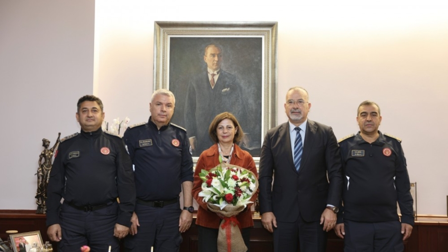 Eskişehir İtfaiyesinden Başkan Ünlüce'ye 99. yıl ziyareti